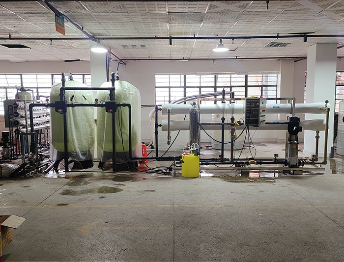 ϲ�R��ϲ�R���������ӆُ168���������B͸��ˮ�O(sh��)������{(di��o)ԇ����